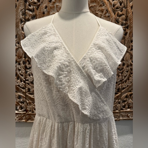 Betsey Johnson White Halter Eyelet Dress Flutter Neckline, Bridal, Wedding, Boho - Picture 8 of 16